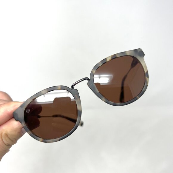 Taylor Morris Falcon 32055 Unisex Sunglasses Tortoise Pattern 49-21-145 Rare GUC - Picture 3 of 9